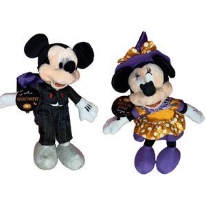 Hallmark Count Mickey Minnie The Witch Halloween Disney Plush Figures